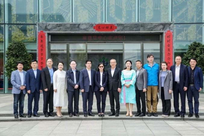 走進(jìn)康恩貝