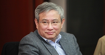 周其仁：最冷的時候不是冬天