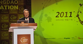 施振榮：不換腦袋就換人