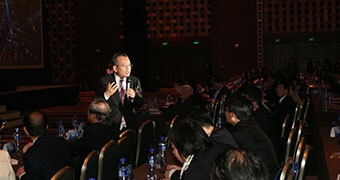 中國管理 三十而立